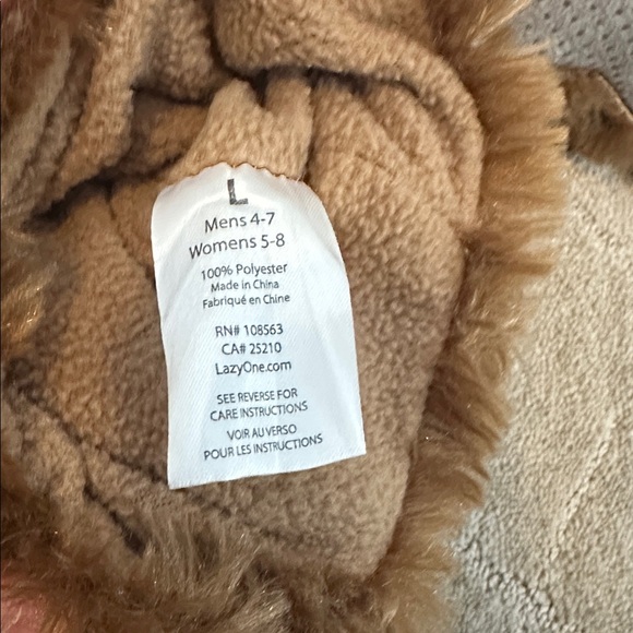 Boys size Large Bear feet slippers Lazzy One Tan - Picture 3 of 3